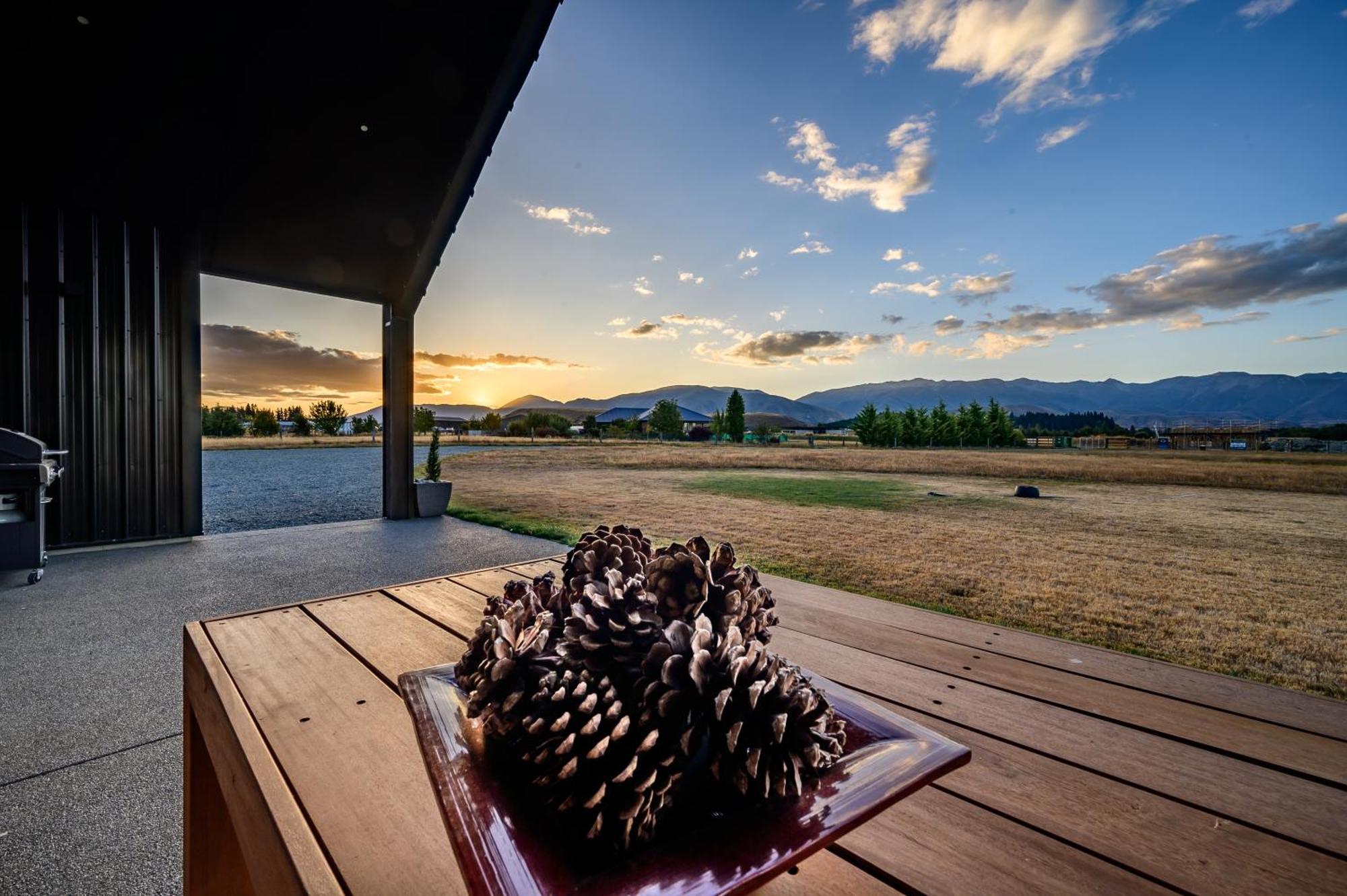 31 On Boundary Villa Twizel Exterior photo
